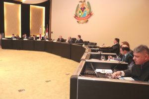 Leia mais sobre o artigo Ex-prefeito Iranduba é multado em R$ 6,7 milhões
