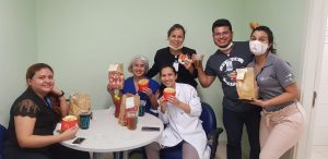 Leia mais sobre o artigo McDonald’s doa 60 lanches para profissionais de saúde do Delphina Aziz