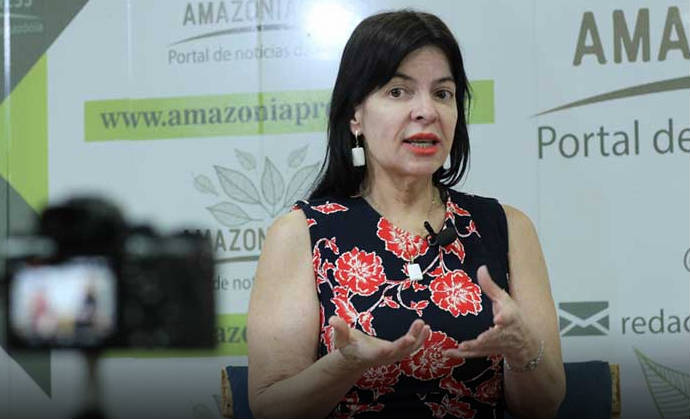 No momento, você está visualizando Débora Mafra recebe alta após ficar uma semana internada