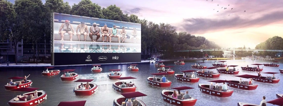 No momento, você está visualizando Paris abre “cinema drive-in” para barcos