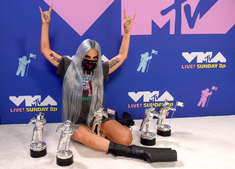 No momento, você está visualizando Máscaras de Lady Gaga roubam a cena no VMA 2020