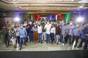 Leia mais sobre o artigo Ricardo Nicolau sela aliança com PDT Amazonas e lança críticas à atual administração municipal
