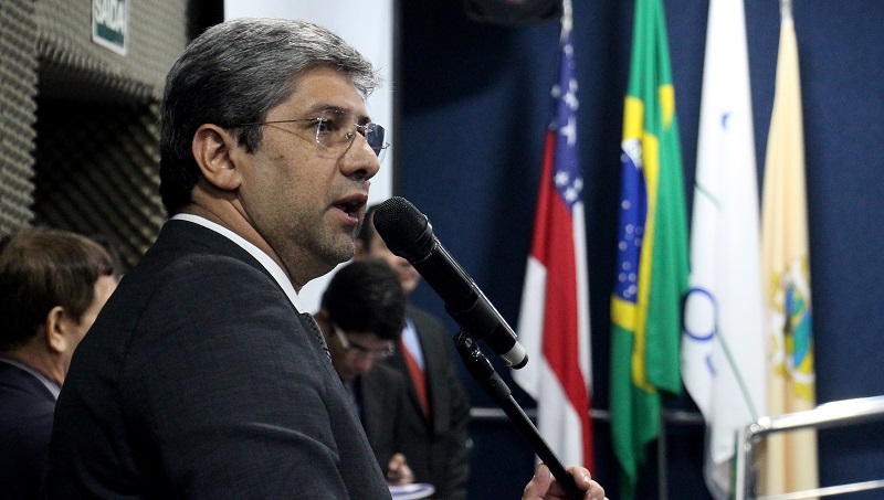 No momento, você está visualizando Repercussão negativa faz CMM cancelar compra de cafeteiras por R$20 mil