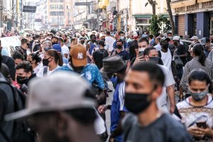 Leia mais sobre o artigo Em 24h, Brasil tem 24,8 mil novos casos e mais 497 mortes por Covid-19