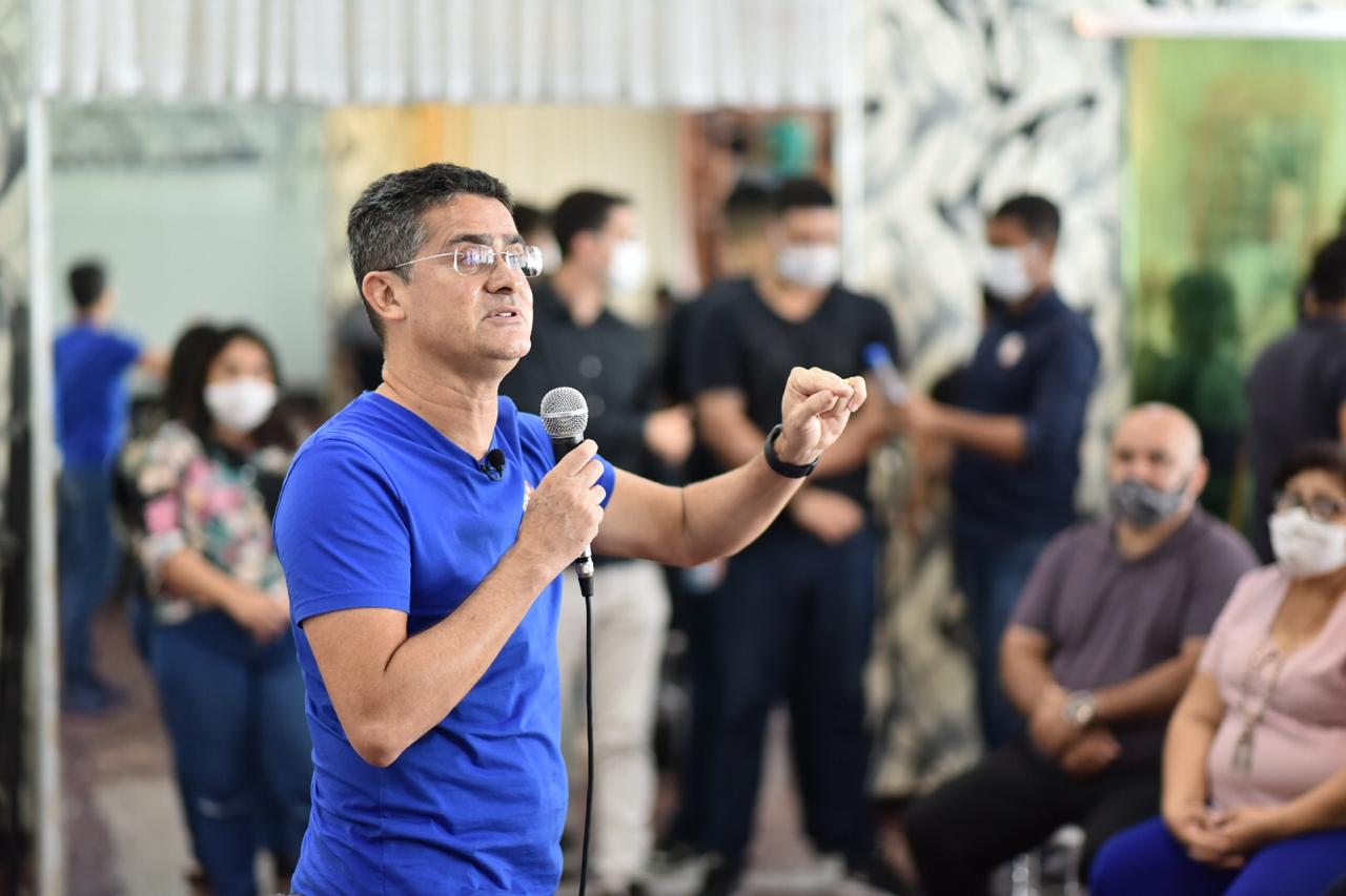 No momento, você está visualizando David vai implantar programa continuado de pós-graduação para os professores