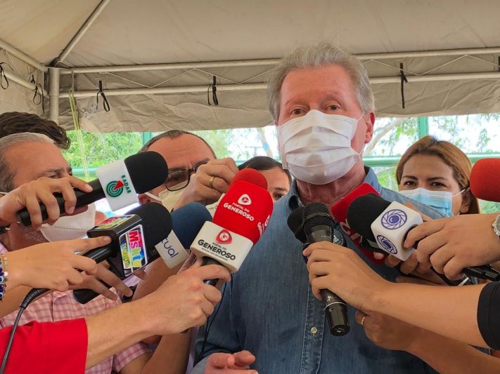 No momento, você está visualizando ‘Louco pra achar um buraco e não consigo’, disse Arthur Virgílio