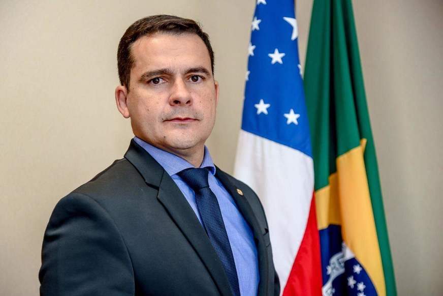 No momento, você está visualizando Juíza determina que Alberto Neto retire propaganda do ar