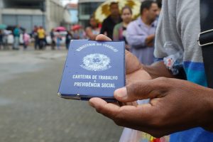Leia mais sobre o artigo Sine AM divulga 89 vagas de emprego em diversas áreas para essa quinta (24)