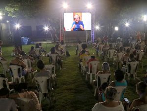 Leia mais sobre o artigo Amazonino anuncia criação de Centro Convivência da Família e ações para regularização fundiária, no Rio Piorini
