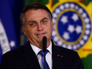 Leia mais sobre o artigo Um dia após promessa na Cúpula do Clima, Bolsonaro corta verba para meio ambiente