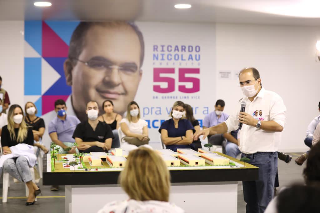No momento, você está visualizando Nicolau apresenta maquete e detalha projeto do Hospital Municipal para profissionais da saúde