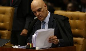 Leia mais sobre o artigo Ministro do STF Alexandre de Moraes está com covid-19