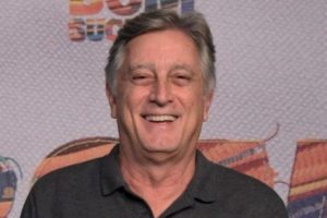 Leia mais sobre o artigo Ator Eduardo Galvão morre aos 58 anos, vítima da covid-19