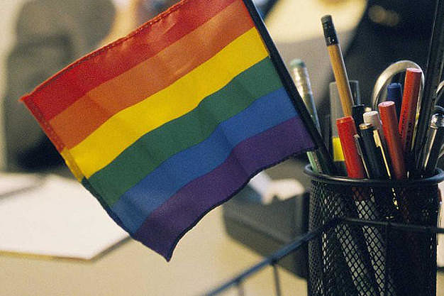 No momento, você está visualizando Público LGBTI+ ainda sofre preconceito e acredita que atual governo influencia nisso