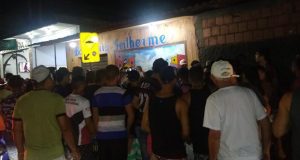 Leia mais sobre o artigo Em Manaus, população tenta espancar homem suspeito de assalto