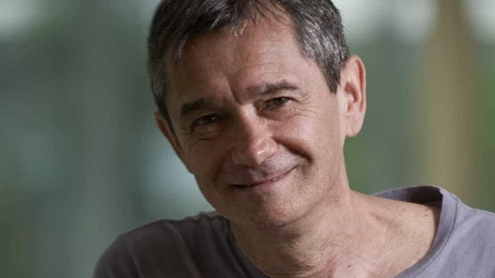 No momento, você está visualizando Serginho Groisman volta a gravar Altas Horas no estúdio e programa terá novo horário