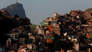 Leia mais sobre o artigo Brasil cai 5 posições e é o 84º no ranking de IDH da ONU em 2019