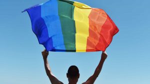 Leia mais sobre o artigo Mundo avança em direitos LGBT, mas relação homossexual segue como crime em 69 países