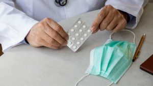 Leia mais sobre o artigo Governo suspende exame que define tratamento de HIV e hepatite C