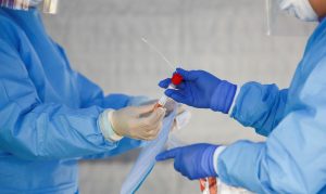 Leia mais sobre o artigo Ministério da Saúde confirma primeiro caso de reinfecção por covid-19 no país