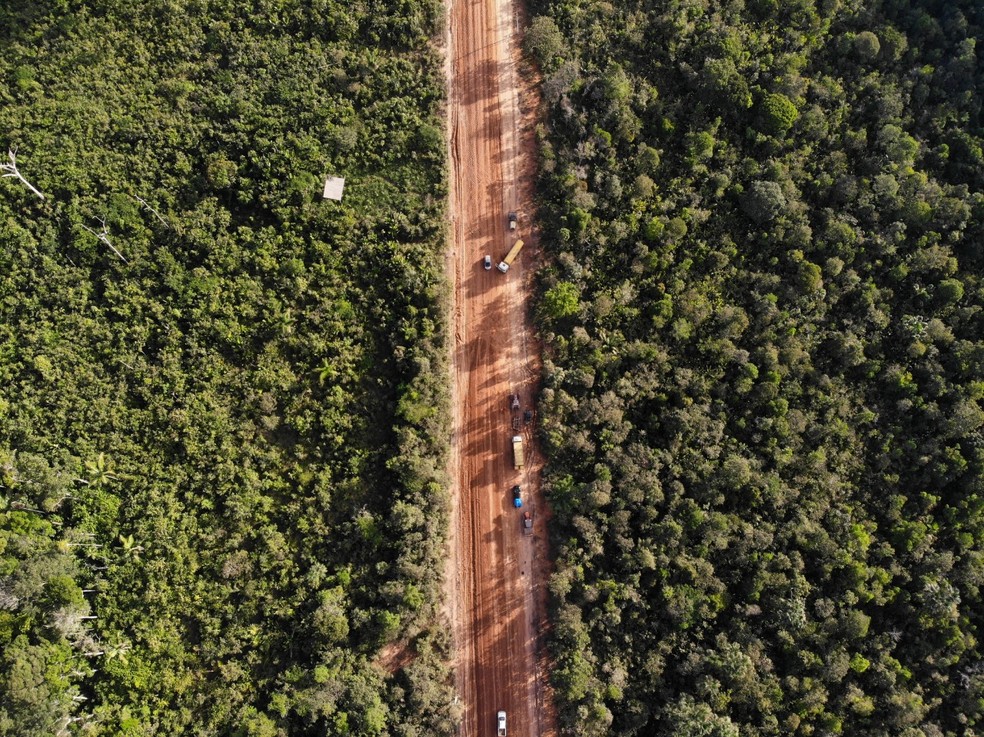 No momento, você está visualizando Ministério da Infraestrutura assina contrato para pavimentação de 52Km da BR-319