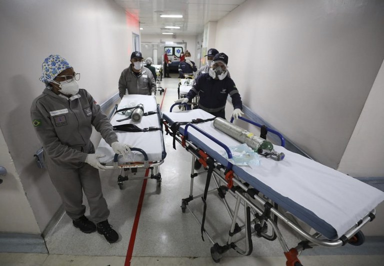 No momento, você está visualizando Ministério da Saúde publica portaria para contratação temporária de médicos para Manaus