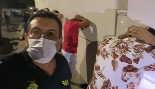 No momento, você está visualizando Polícia fecha festa clandestina “Forró do P10” em Manaus