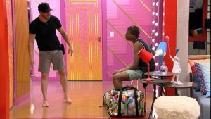 Leia mais sobre o artigo BBB: Lucas Penteado arruma as malas e tenta entrar no Confessionário