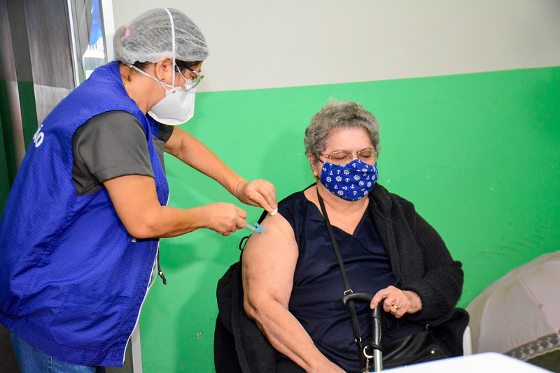 No momento, você está visualizando Prefeitura de Manaus segue com busca ativa de idosos em pontos de vacinação