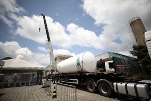 Leia mais sobre o artigo Chegada de novo carregamento de oxigênio no HPS Platão Araújo irá fornecer o dobro do insumo à unidade