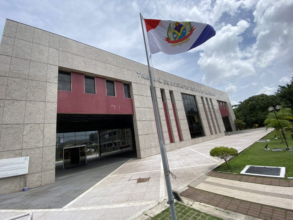 No momento, você está visualizando TCE aprova resolução e institui sistema de fiscalização à distância no Amazonas