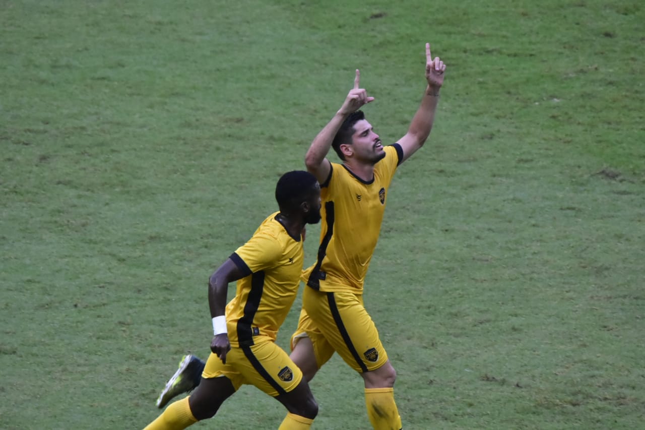 No momento, você está visualizando De Virada, Amazonas F.C vence Nacional-AM por 2 a 1 na reestreia do Barezão 2020