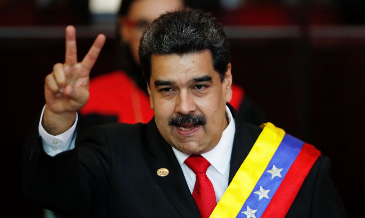 No momento, você está visualizando Governo da Venezuela mandará mais três caminhões com oxigênio para Amazonas e Roraima