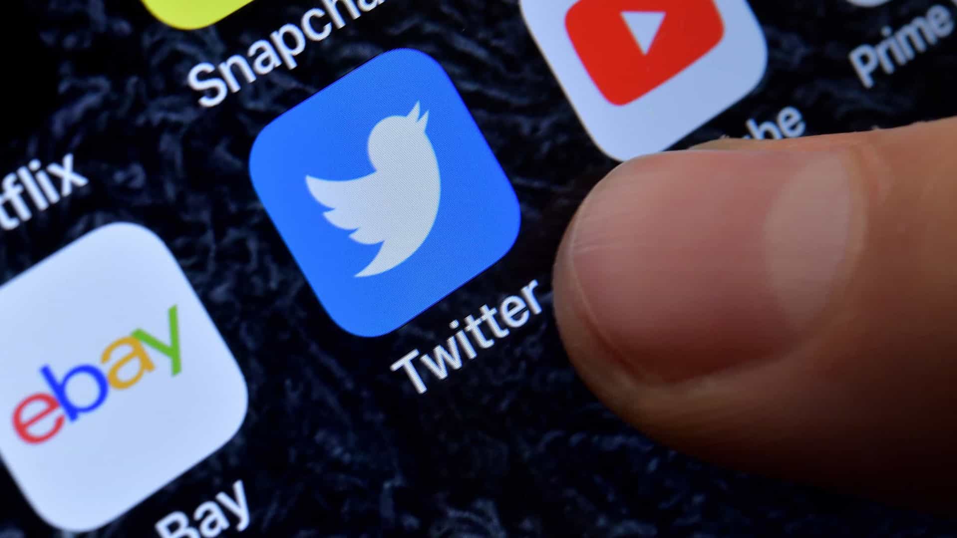 No momento, você está visualizando Twitter vai banir usuários por desinformação reiterada sobre vacinas