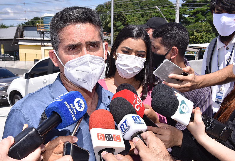 No momento, você está visualizando Prefeito agradece votação unânime na Câmara para compra de vacinas