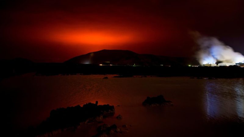 No momento, você está visualizando Vulcão adormecido há séculos entra em erupção na Islândia; veja vídeo