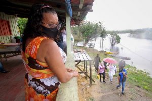 Leia mais sobre o artigo Vacinação contra Covid-19 chega às comunidades ribeirinhas de Manaus
