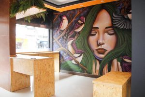 Leia mais sobre o artigo Hotel com conceito inspirado na arte urbana inaugura em Manaus