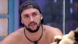 Leia mais sobre o artigo Arthur é eliminado com 61,34% dos votos