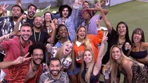 Leia mais sobre o artigo Karol Conká e mais ex-BBBs farão show na grande final