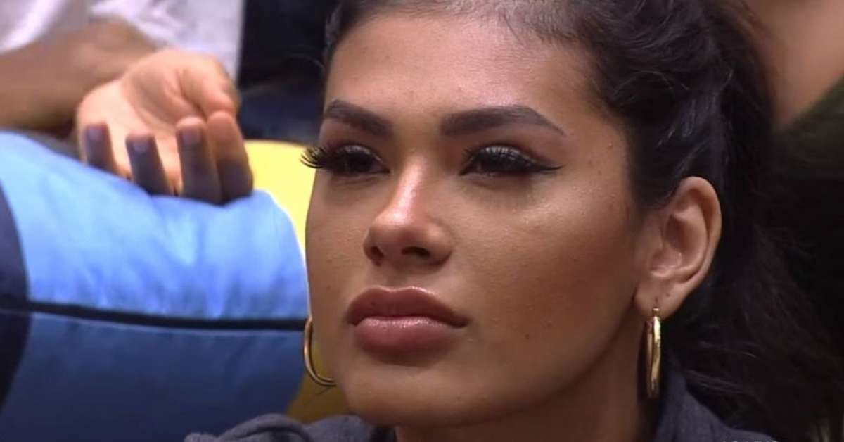 No momento, você está visualizando Perfil de Pocah no Twitter é invadido por hackers