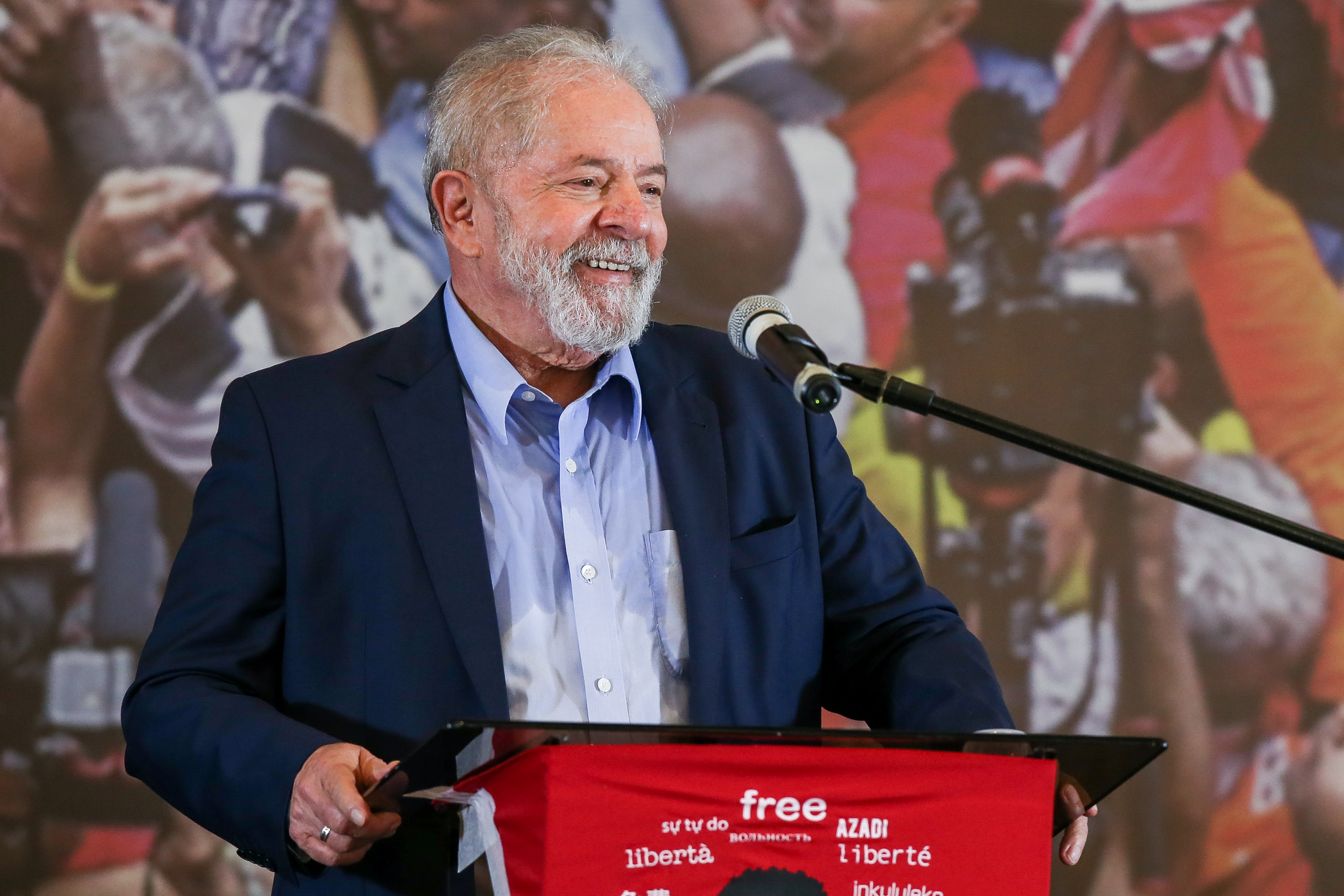 Leia mais sobre o artigo Datafolha: Lula venceria Bolsonaro por 55% x 32% em segundo turno