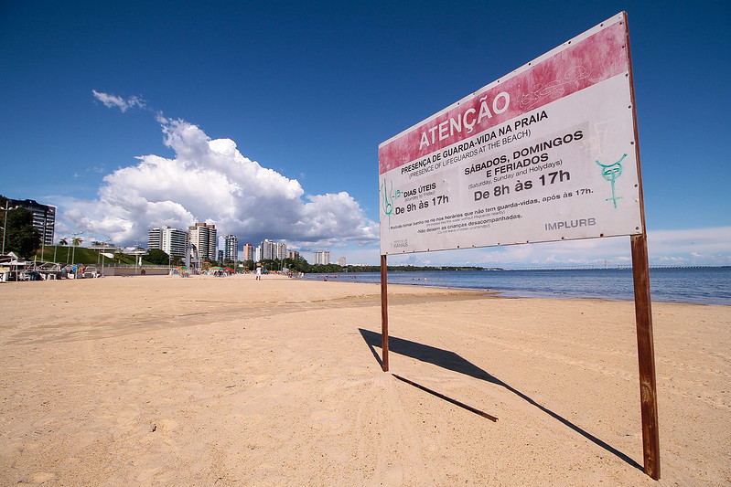 Leia mais sobre o artigo Banhistas devem atender normas e horários da praia da Ponta Negra na pandemia