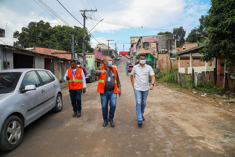 Leia mais sobre o artigo Prefeito David Almeida vistoria ações do pacote de Obras de Inverno no Monte das Oliveiras