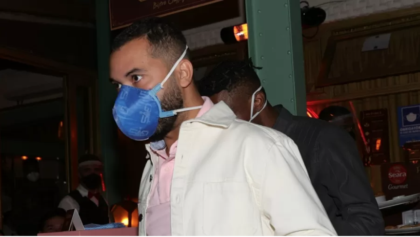 Leia mais sobre o artigo Gil do Vigor pede desculpas ao ser criticado por saídas durante pandemia