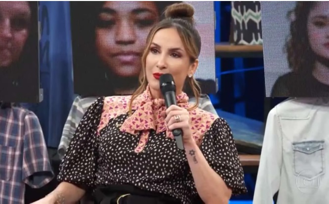 No momento, você está visualizando Claudia Leitte causa revolta na web após discurso no Altas Horas