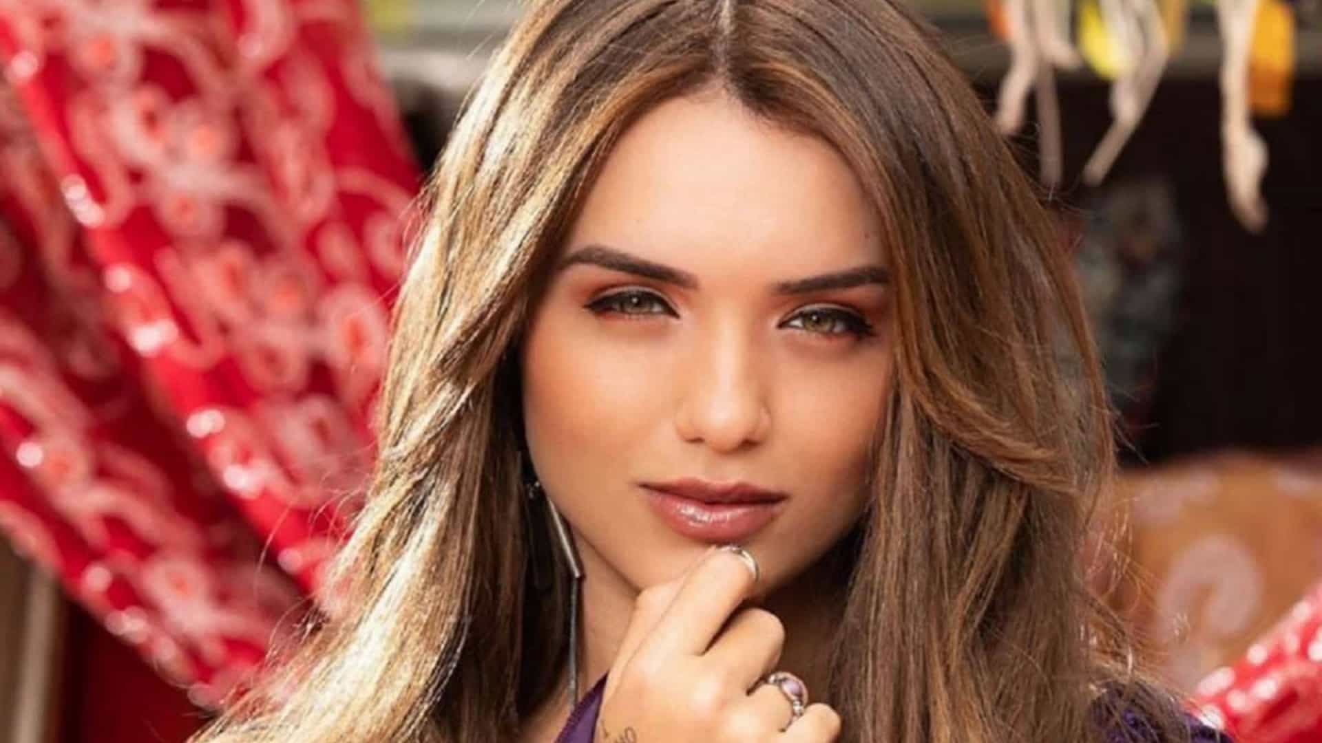 No momento, você está visualizando Rafa Kalimann se desculpa após atrelar preconceito a fala de pastor