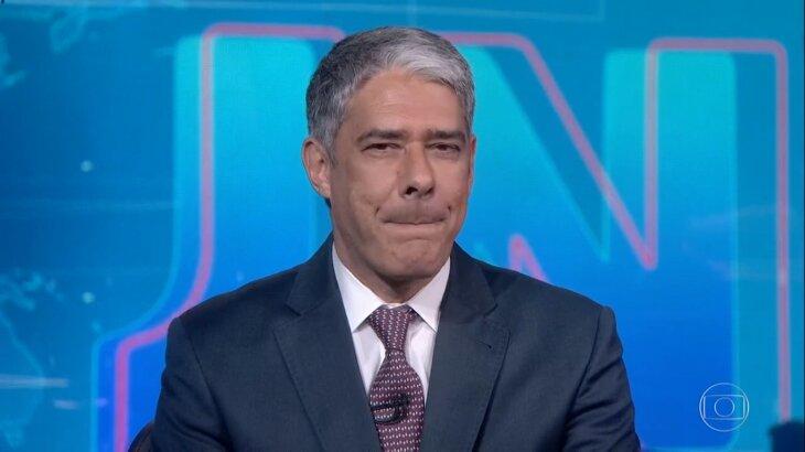 Leia mais sobre o artigo William Bonner muda visual e bomba na web ao apresentar Jornal Nacional