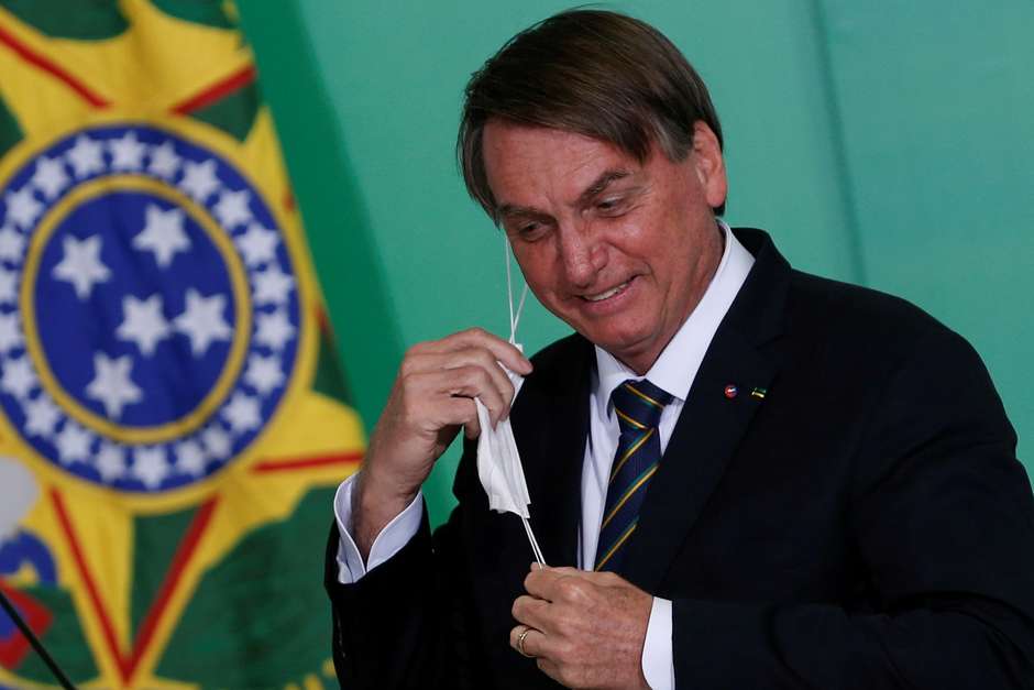 Leia mais sobre o artigo PGR quer aguardar fim de CPI para investigar Bolsonaro