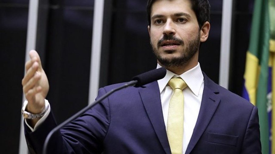 Leia mais sobre o artigo Ex-aliado de Bolsonaro denuncia envio de R$ 92 mi ao PSL: “Pior que o mensalão”